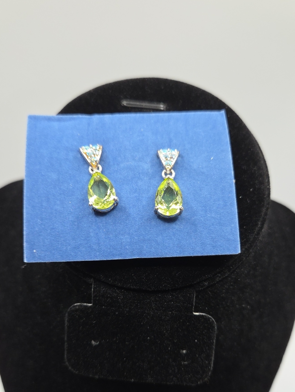 Avon Green Pear drop Crystal Dangle Earrings